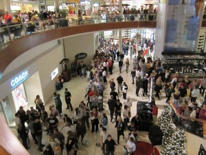 shopping crowd